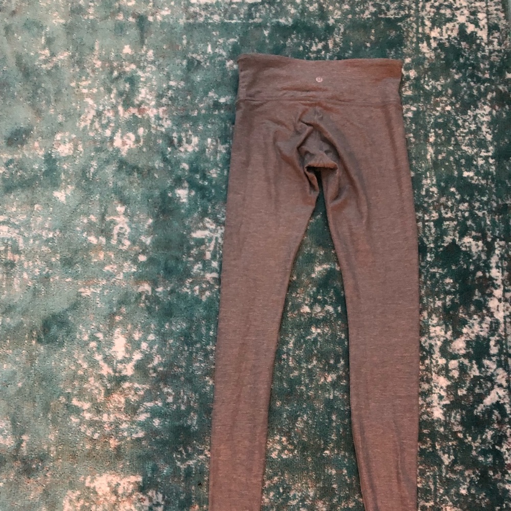 Grey low rise Lululemon Wunder Unders